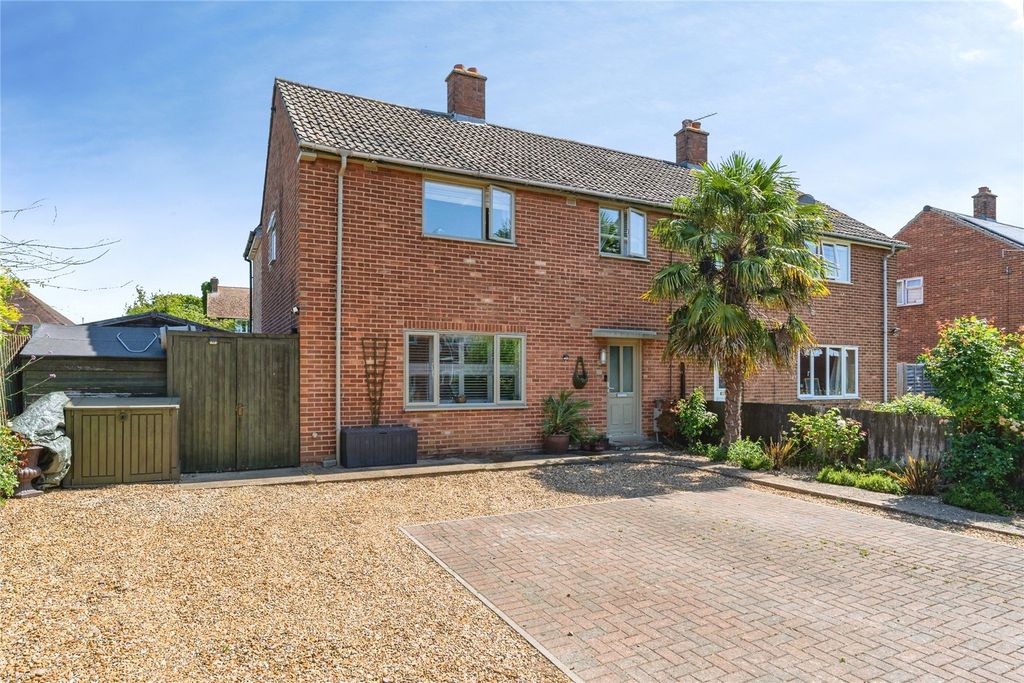 Property photo 1 of 35 Picture No. 07