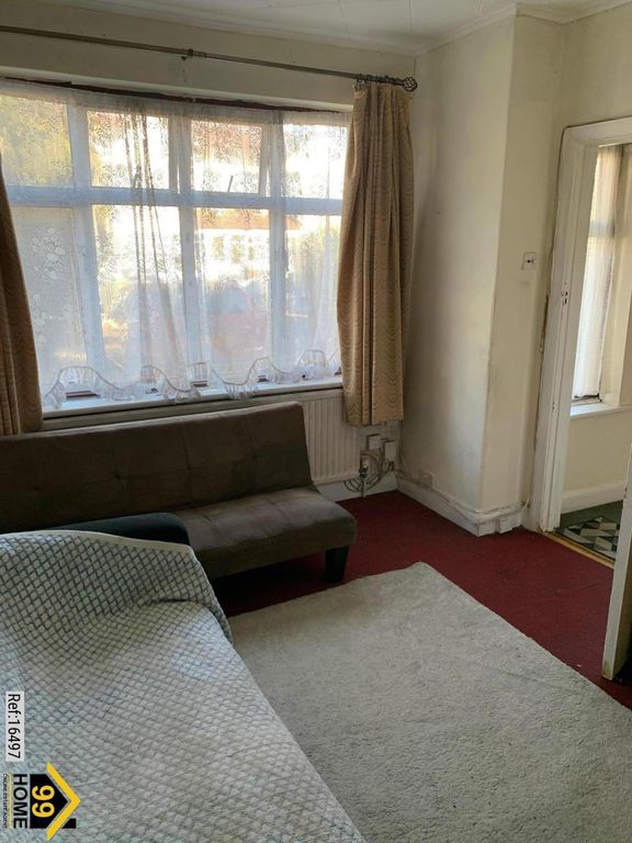 Property photo 3 of 13 Photo 2