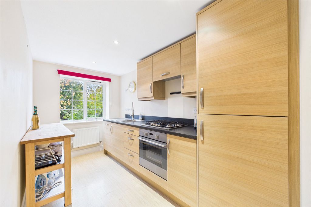 Property photo 3 of 7 Picture No. 05