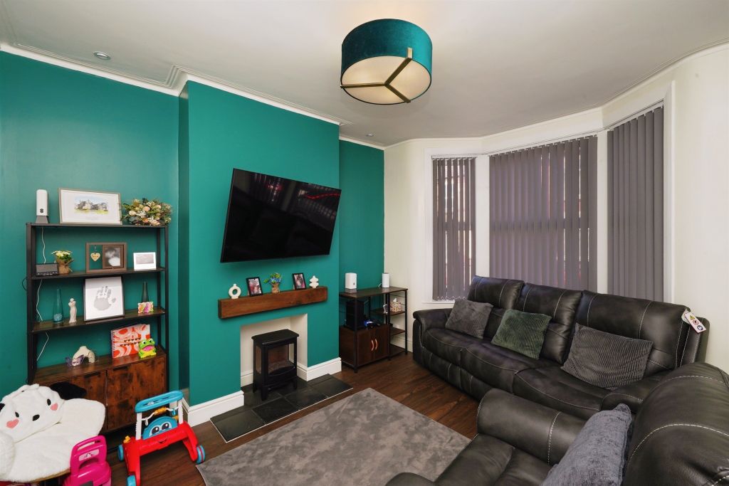 Property photo 2 of 16