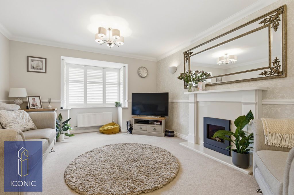 Property photo 2 of 19 Photo 6