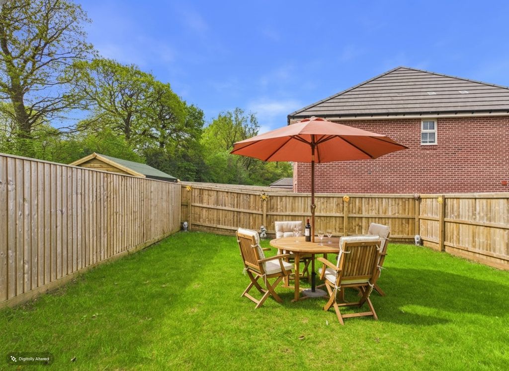Property photo 3 of 13 Ewemove Tiverton - Moore Drive