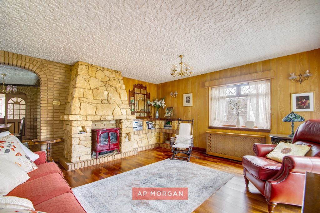 Property photo 3 of 24 Picture No. 07