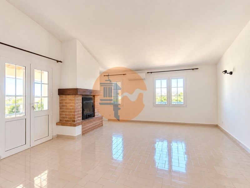 Property photo 1 of 26