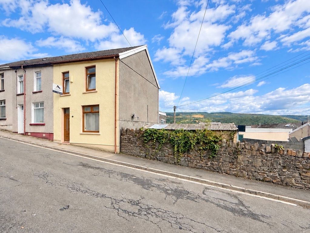 Property photo 1 of 16 3344C5D9-Cacc-4A8D-8A9A-Fccce13E6EE5.Jpeg