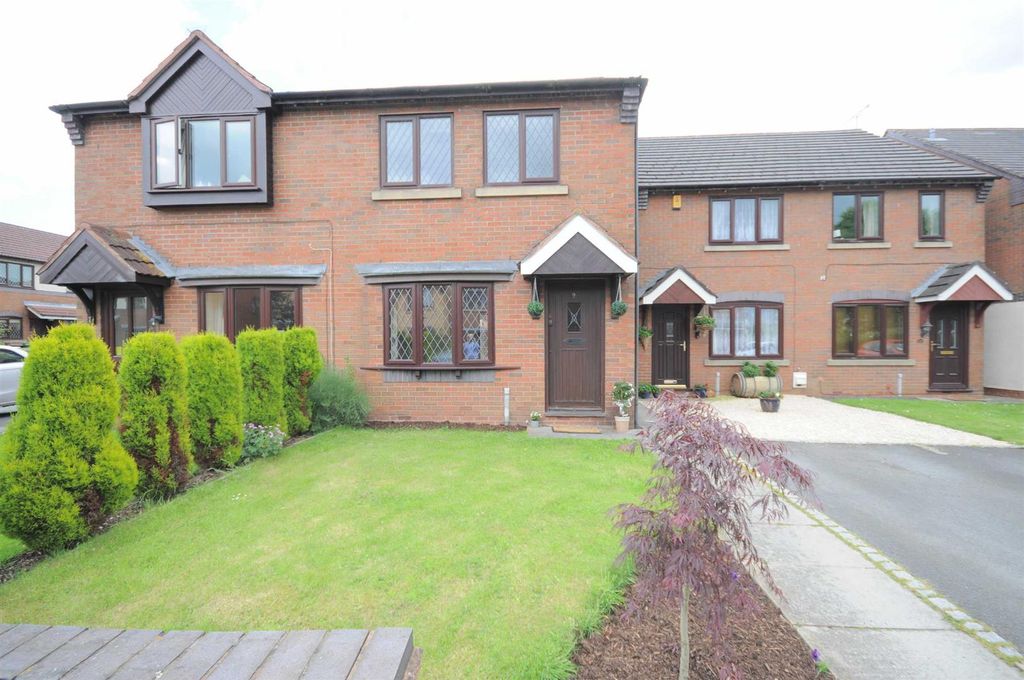 Property photo 1 of 9