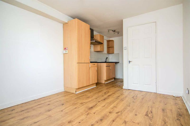 Property photo 2 of 9 Photo 9