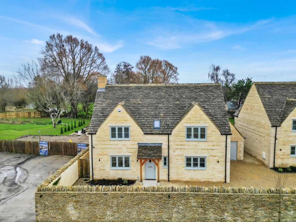 Property photo 1 of 11 Picture No. 19