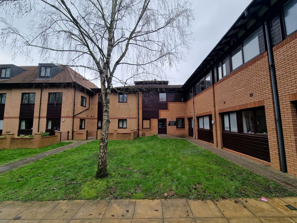 Property photo 1 of 9 Front