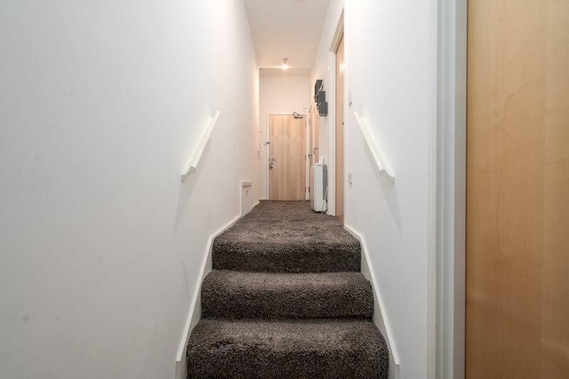 Property photo 2 of 18 Photograph 1