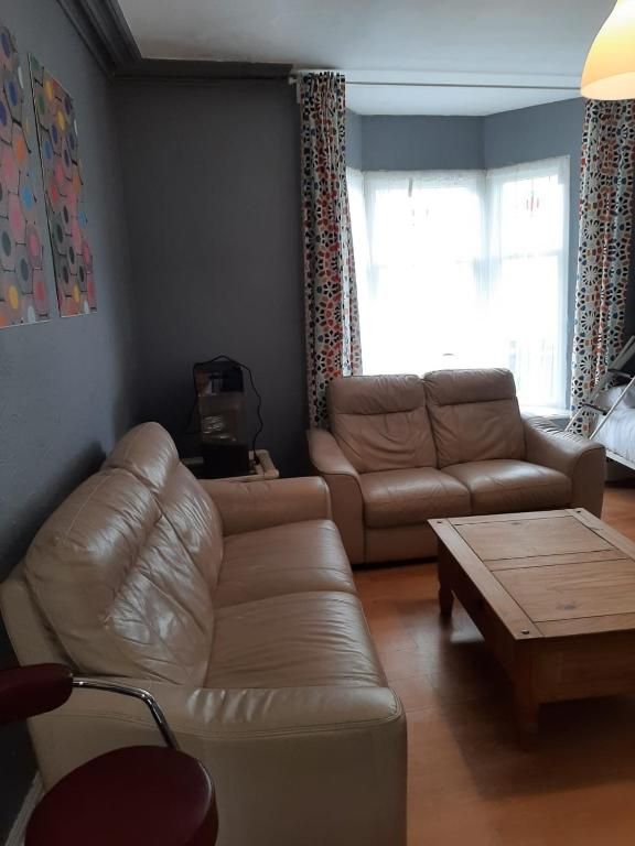 Property photo 2 of 19