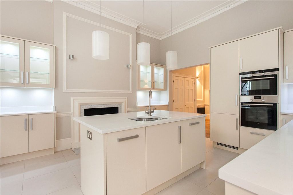 Property photo 1 of 10 Picture No. 13