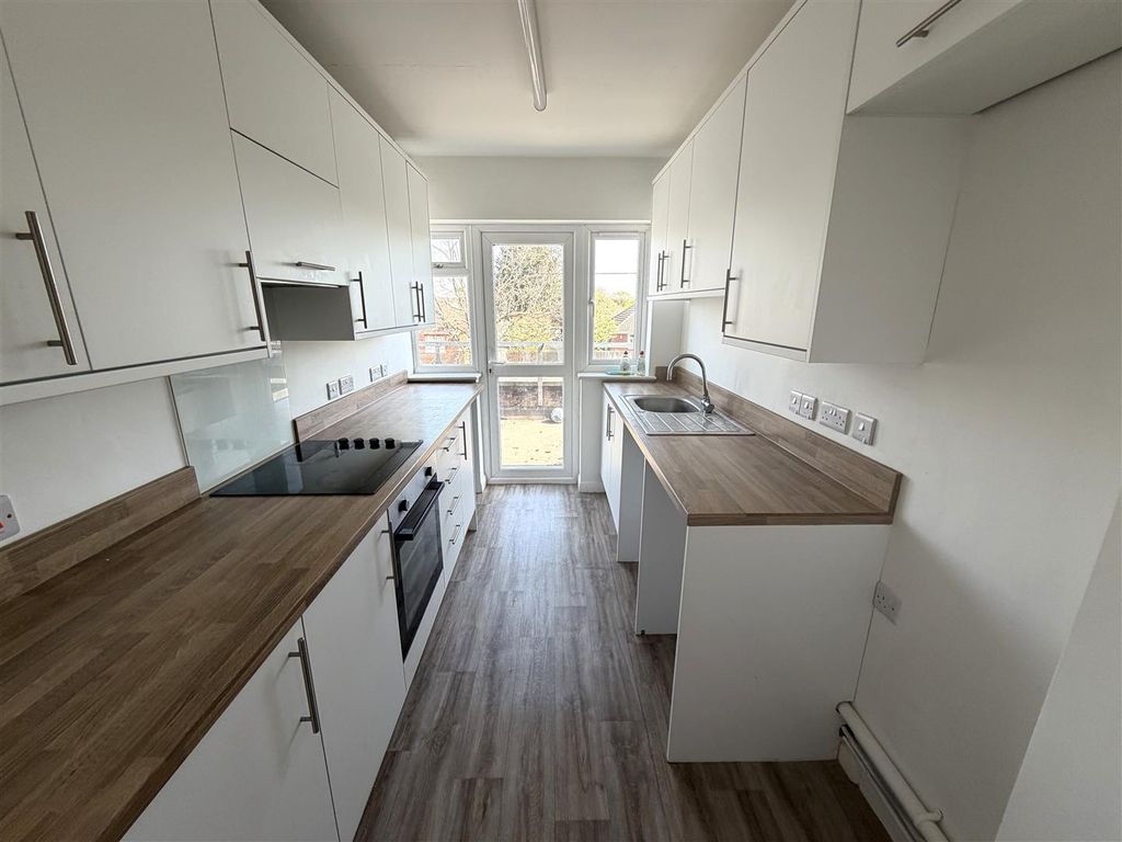 Property photo 1 of 11 To1.Jpeg