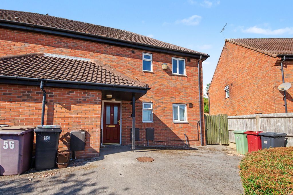 Property photo 1 of 13 52 Hardwick Drive, Arkwright Town, Chesterfield, S44 5Bs