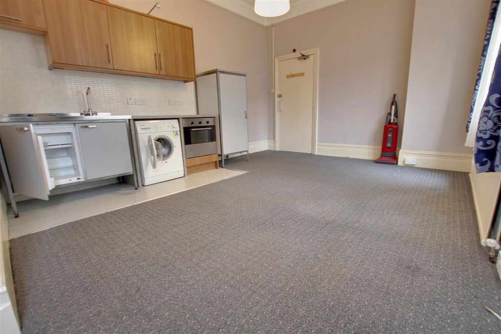 Property photo 1 of 4 4363050