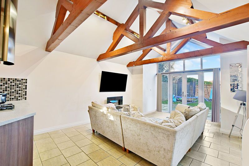 Property photo 2 of 13 Photo 5