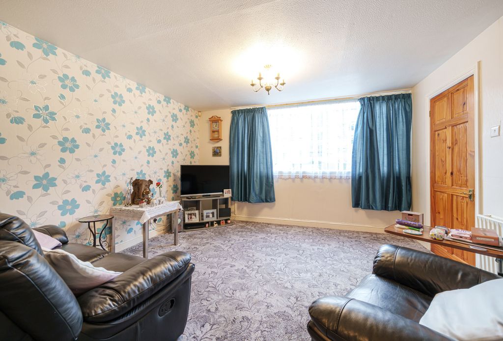 Property photo 2 of 13 Reception Room