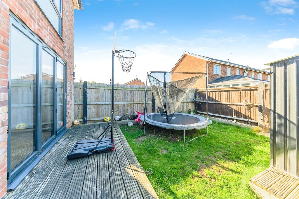 Property photo 2 of 4