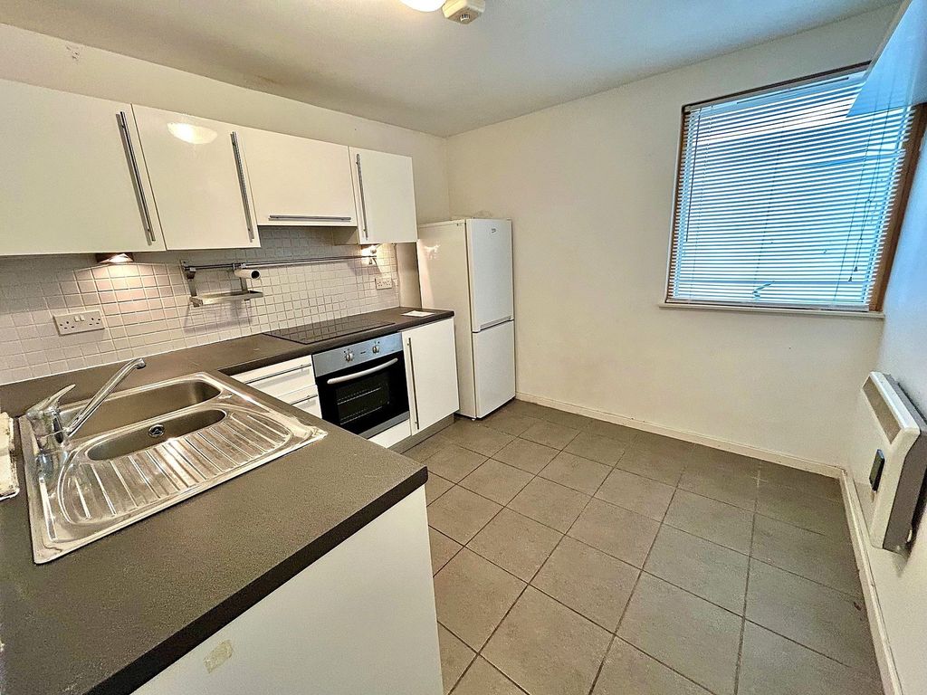 Property photo 2 of 13 Kitchen