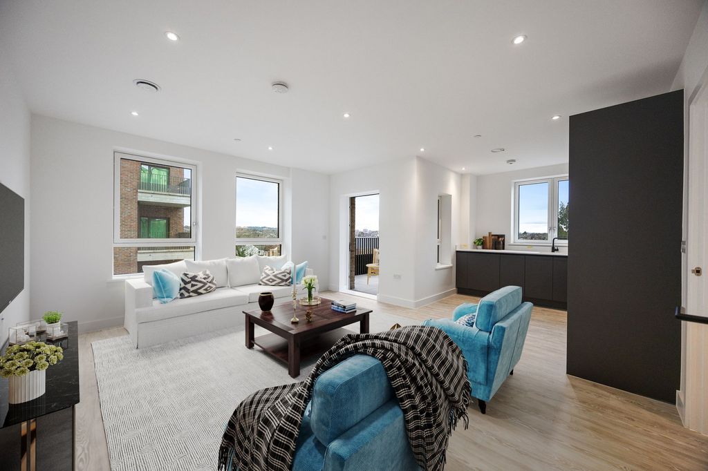 Property photo 3 of 9