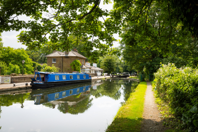 Property photo 2 of 21