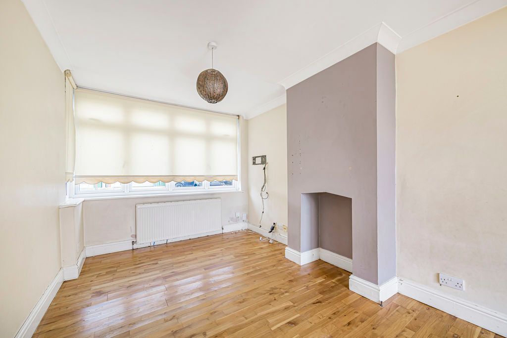 Property photo 2 of 16 Living Room