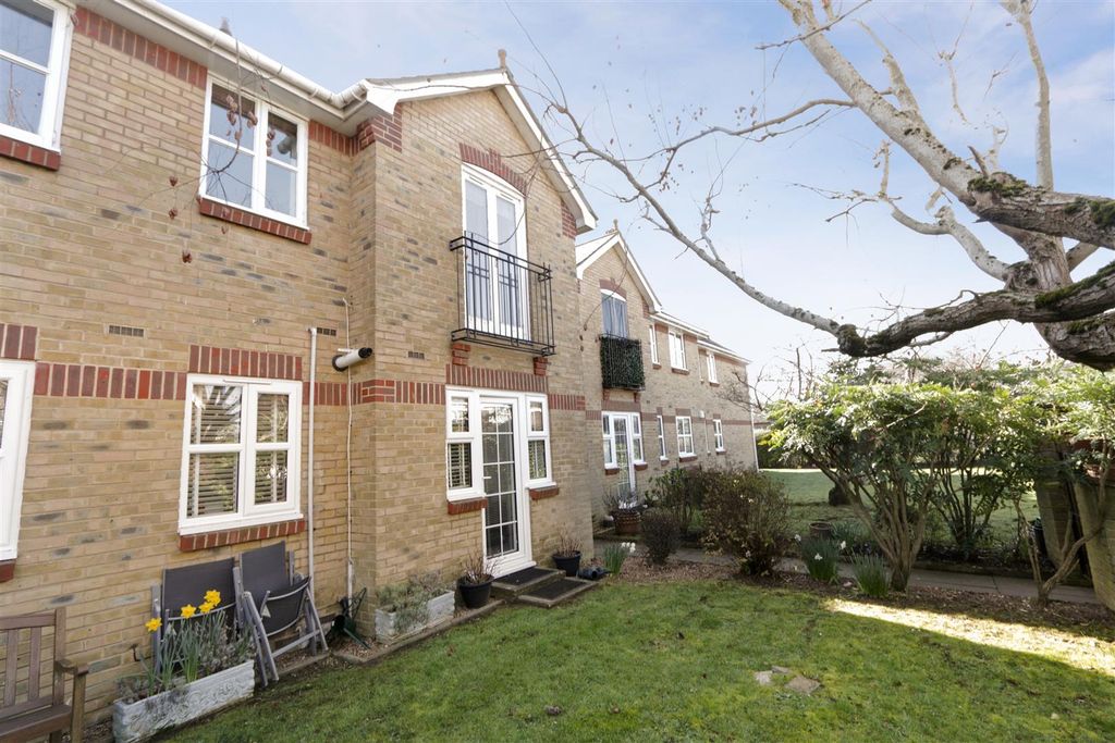 Property photo 3 of 16 Rt_Wt_Bxh_T_Job176_Willow Grove_24_06032026144359_