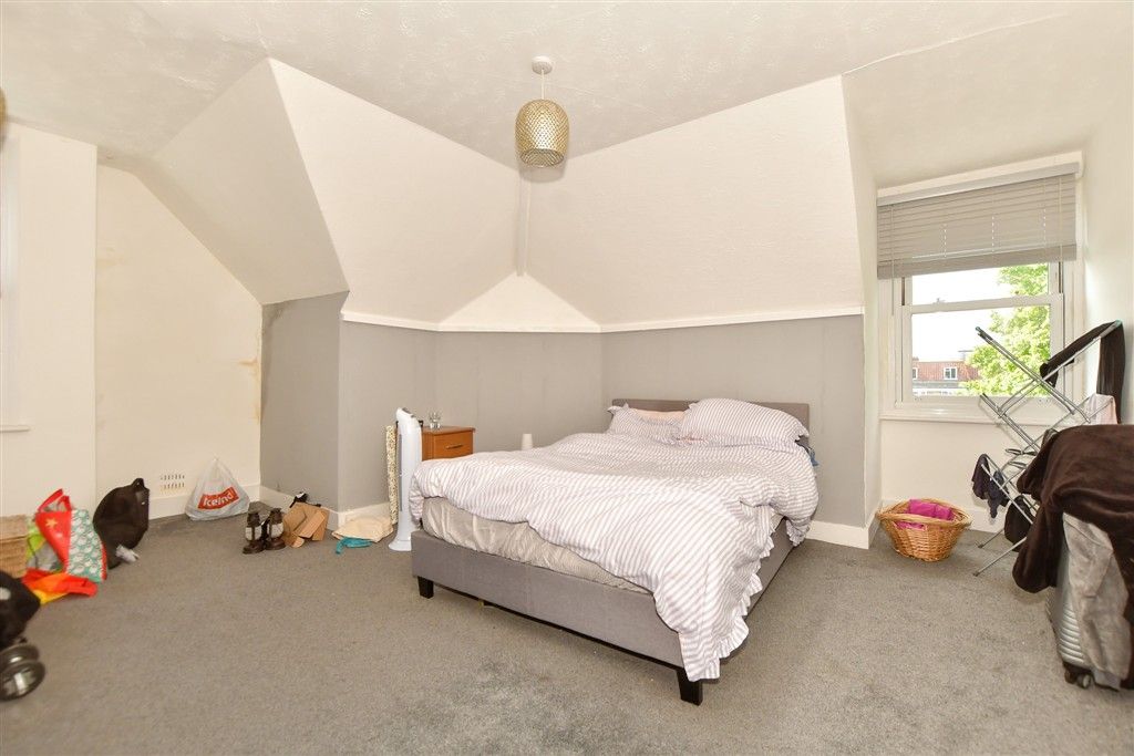 Property photo 3 of 11 Bedroom