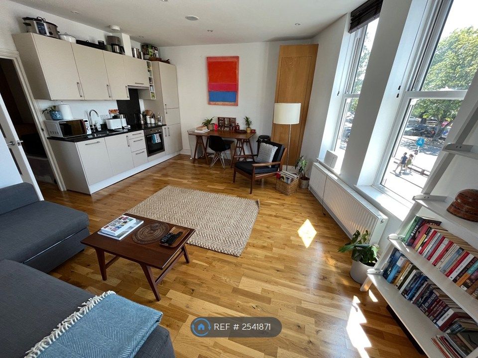 Property photo 2 of 7
