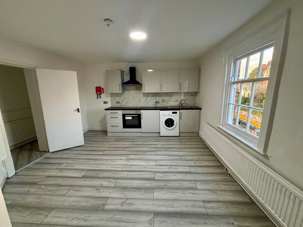 Property photo 1 of 4 Image