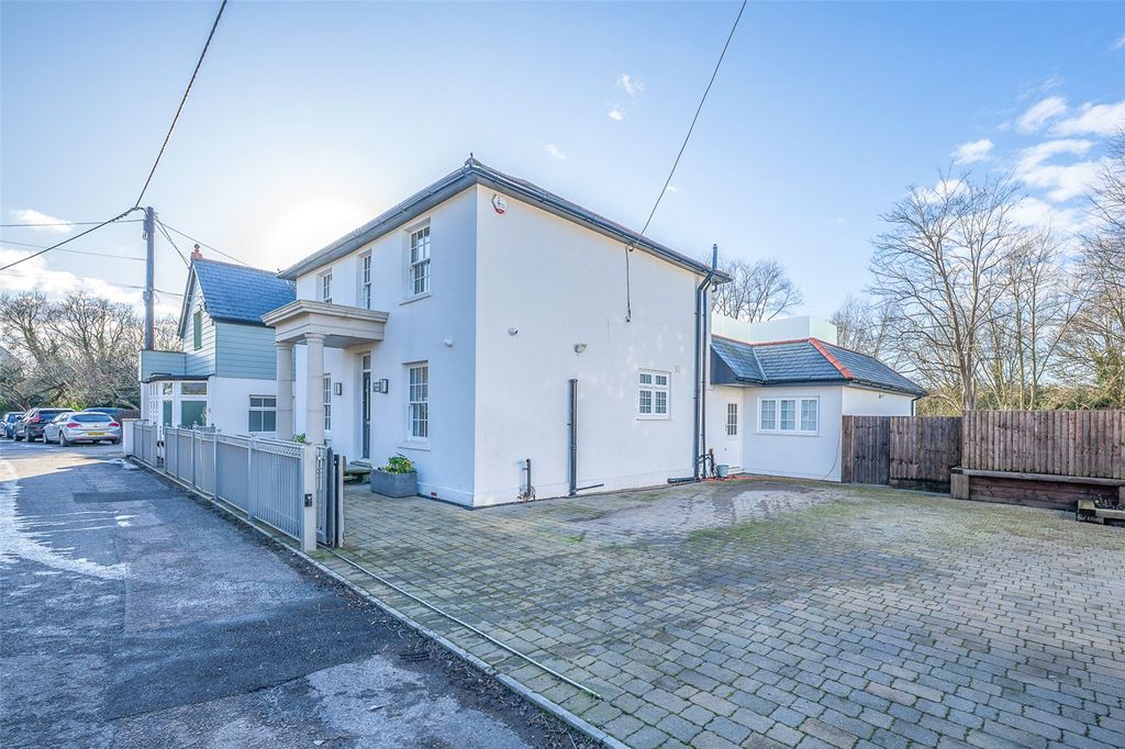 Property photo 3 of 29 Picture No. 35