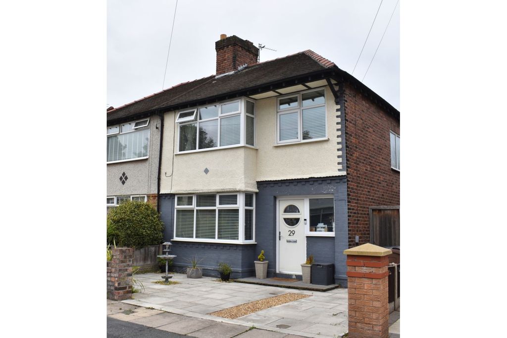 Property photo 2 of 21