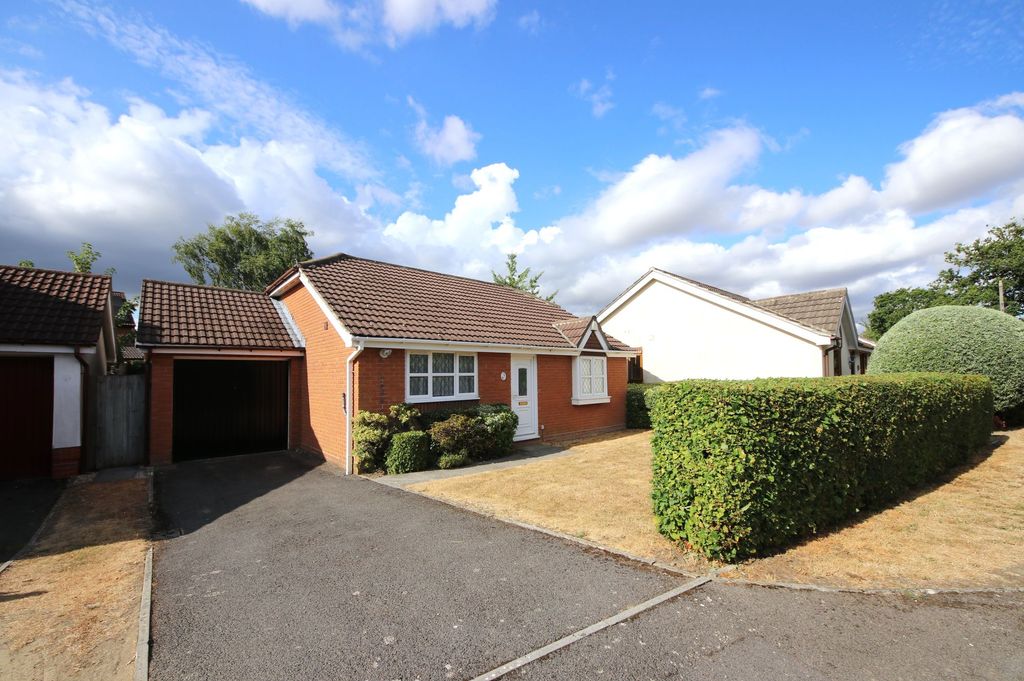 Property photo 1 of 12