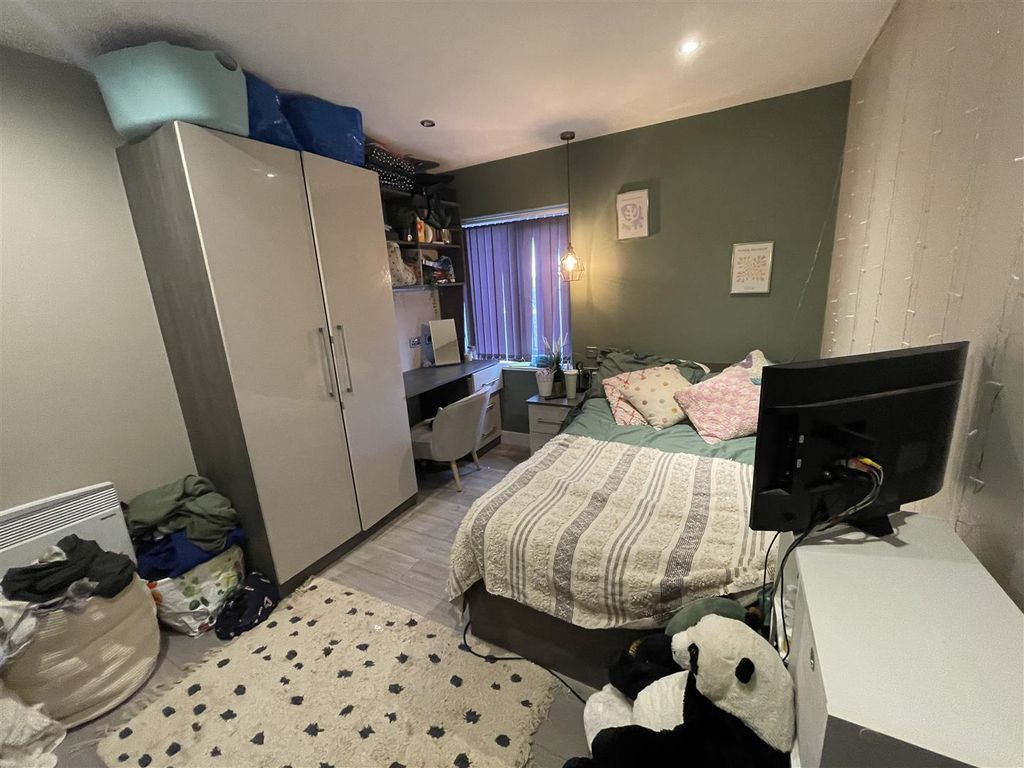 Property photo 1 of 5 Image00035.Jpeg