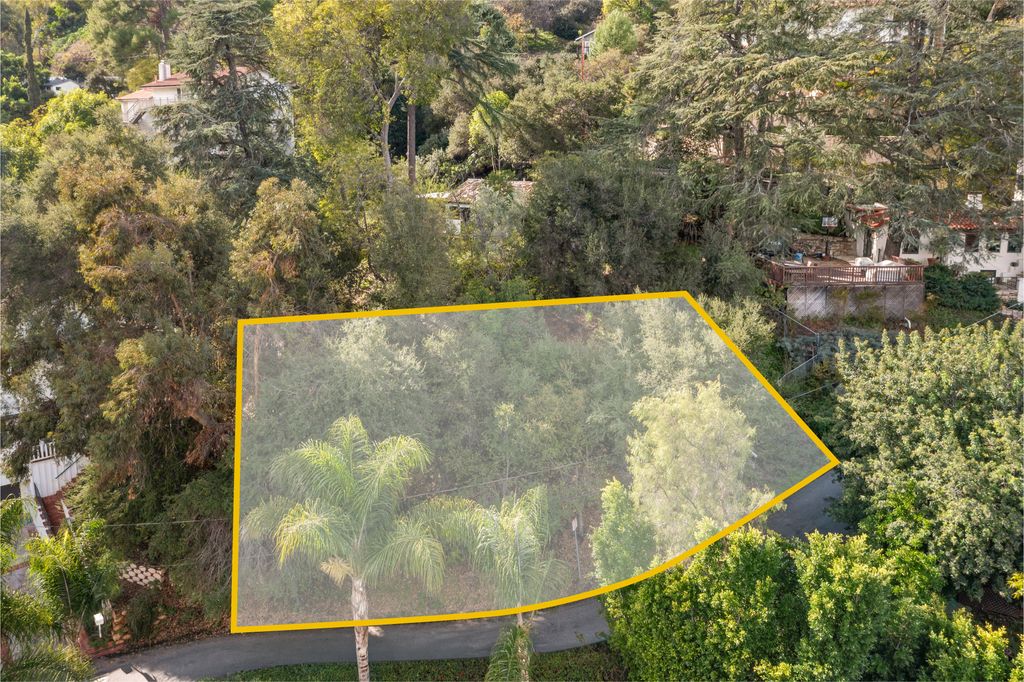 Property photo 2 of 6