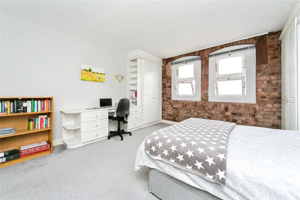 Property photo 3 of 20 Picture No. 21