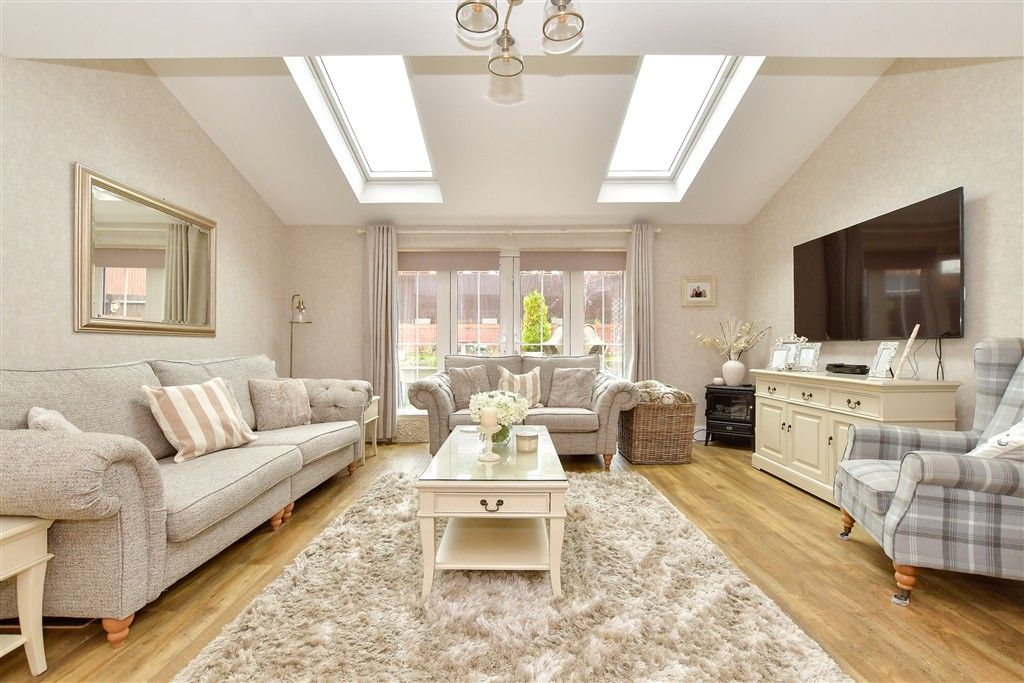 Property photo 3 of 17 Lounge/Diner/Kitchen