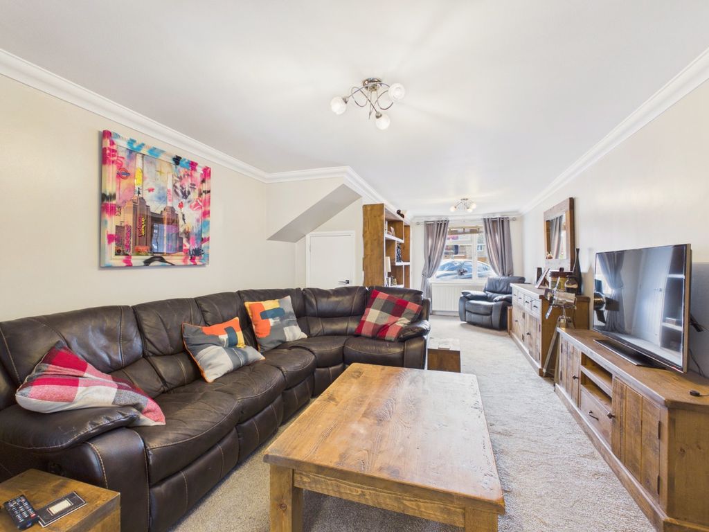 Property photo 3 of 22 5359196