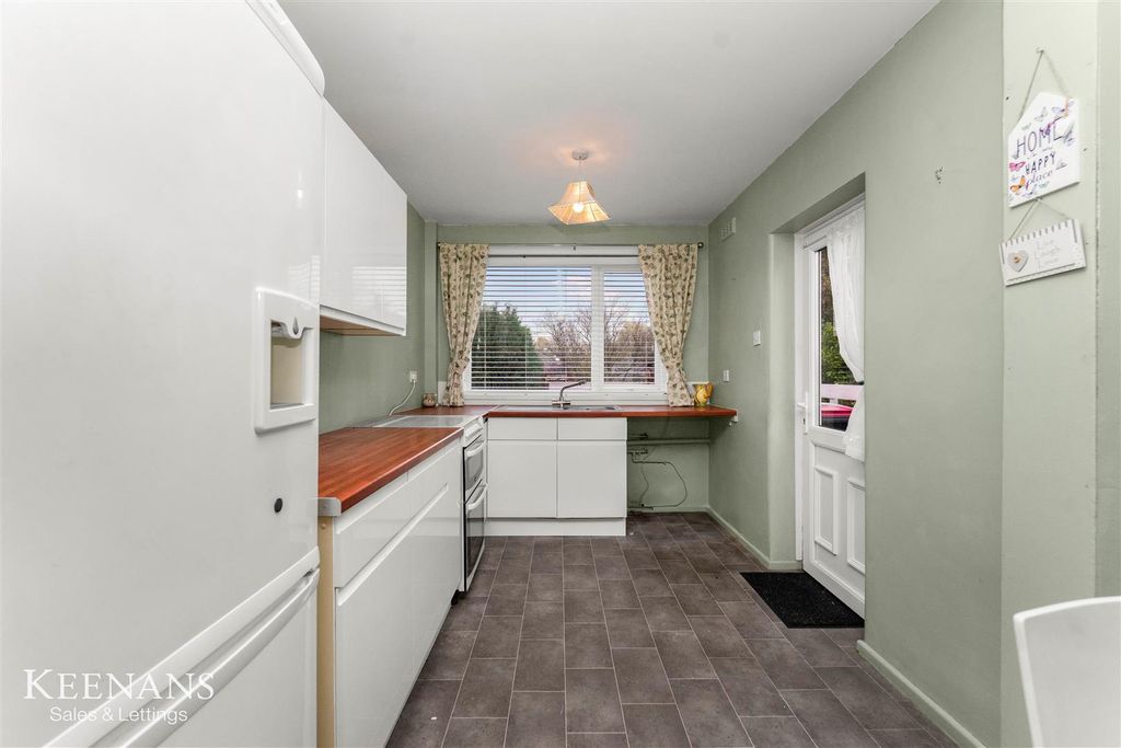 Property photo 3 of 33 12.Jpg