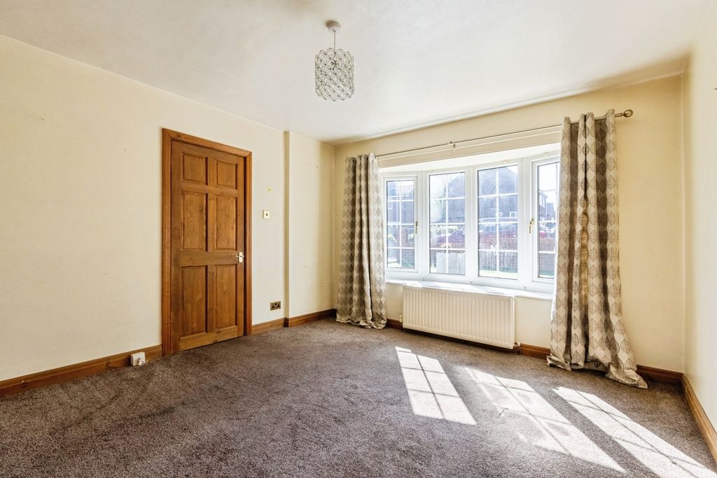 Property photo 3 of 18 Pbox-Img.Jpg