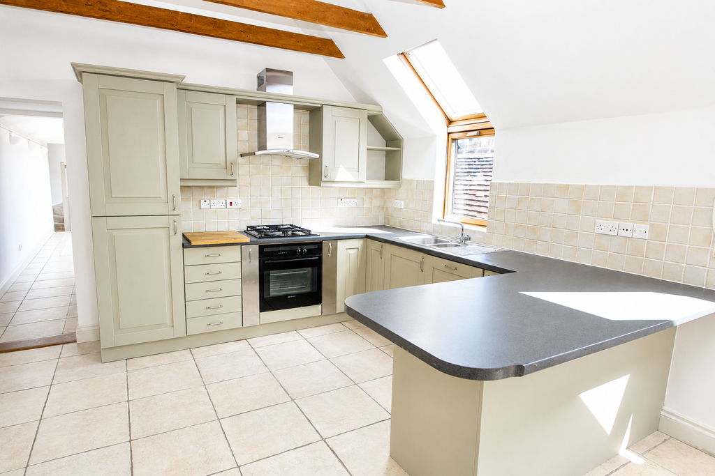 Property photo 2 of 23
