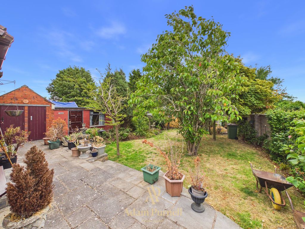 Property photo 2 of 25