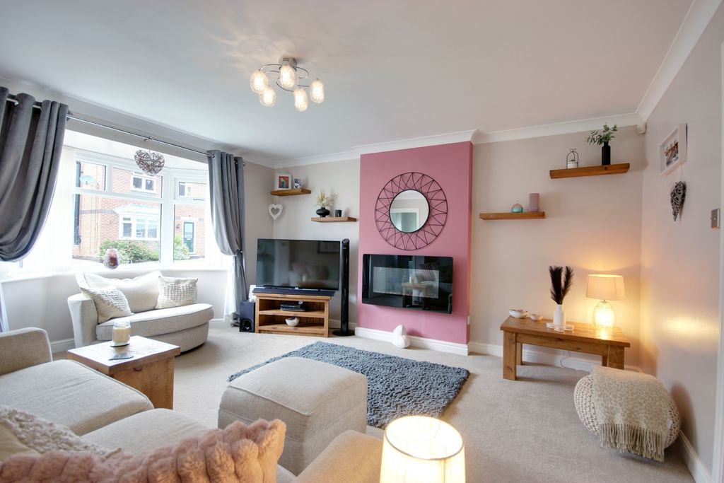 Property photo 2 of 20 1 Lounge A