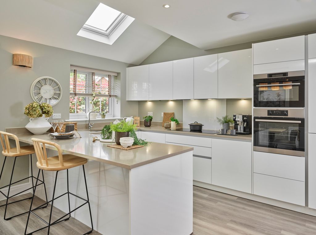 Property photo 1 of 5 223925-10