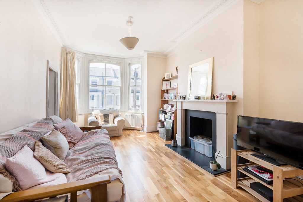 Property photo 1 of 6
