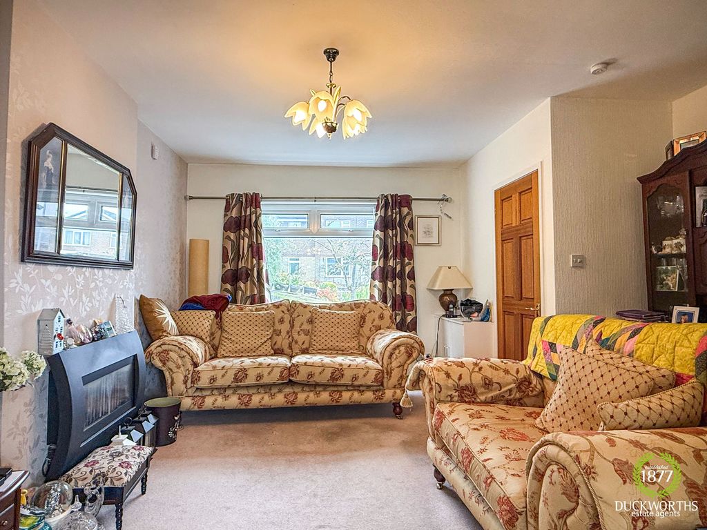 Property photo 3 of 23