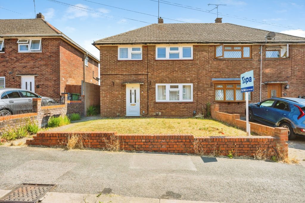 Property photo 1 of 16 Bc49E761-Akl_0811