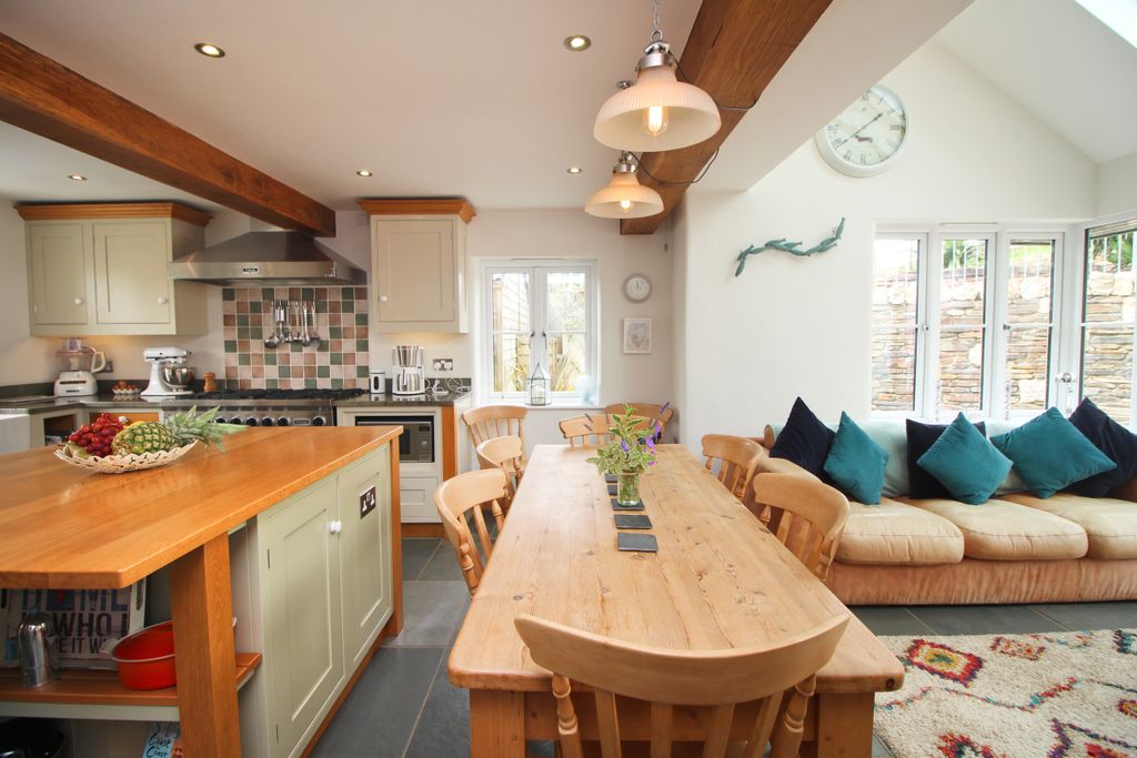 Property photo 3 of 23 Open Plan Kitchen/Dining