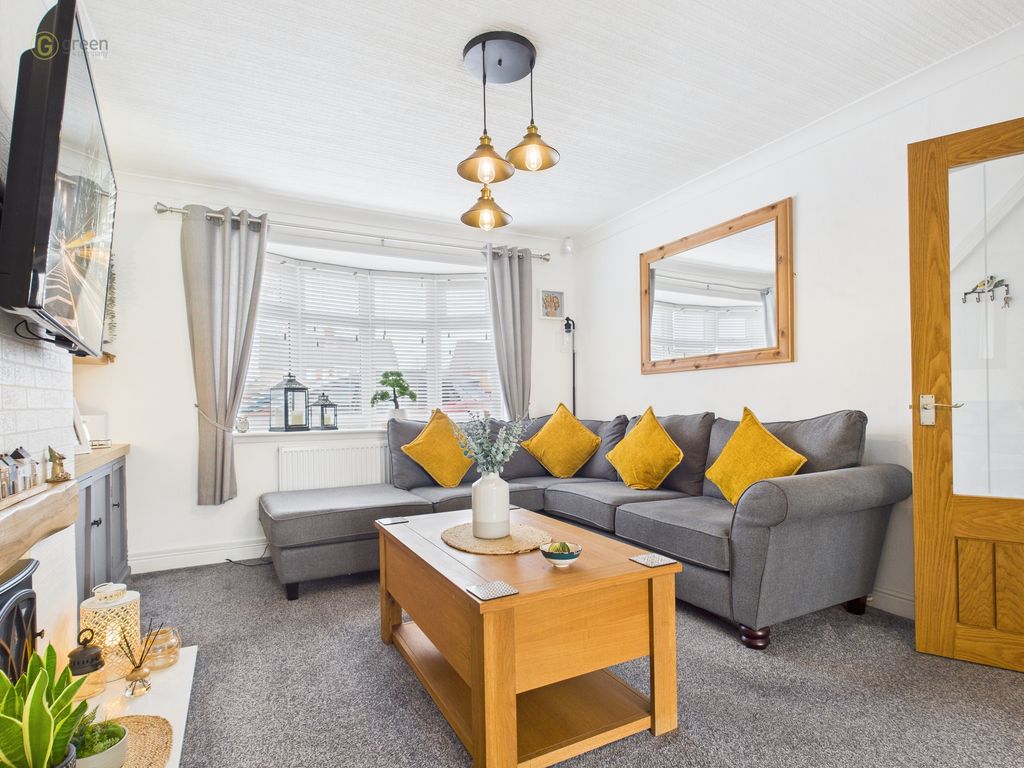 Property photo 2 of 45