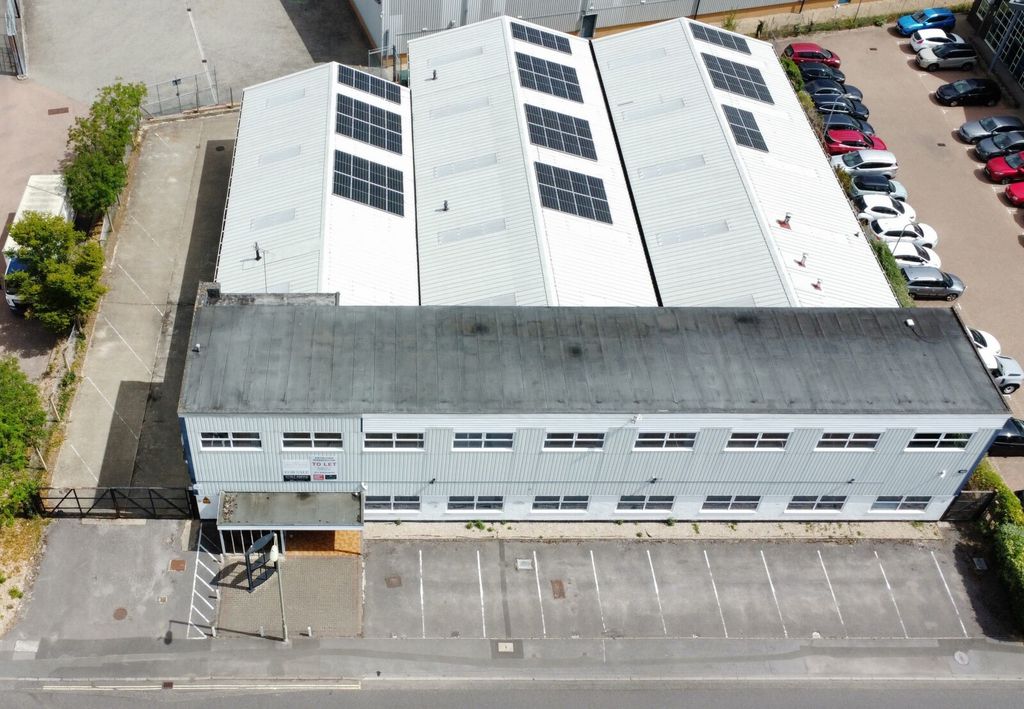 Property photo 1 of 16 Picture No. 21